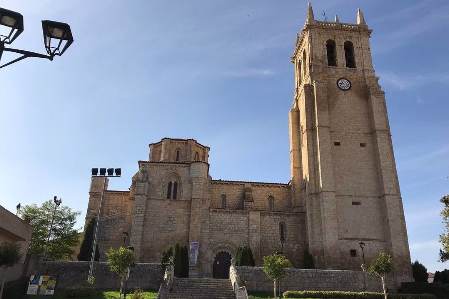 Iglesia de Santa María la Mayor (Villamuriel de Cerrato)